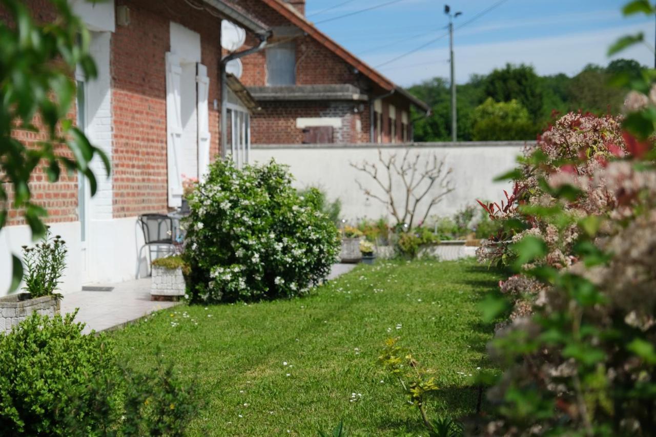 La Maison De Maria Folembray Exterior foto